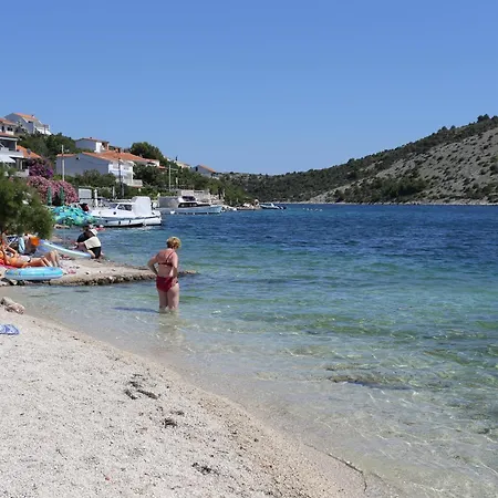 Lejlighed By The Sea Vinisce, Trogir - 18225 *
